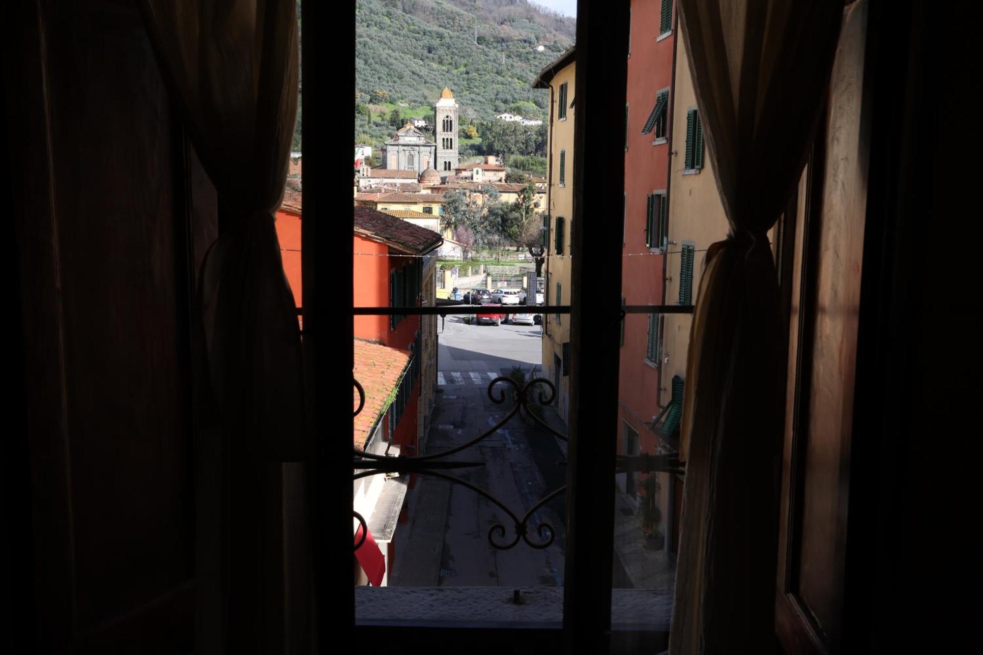 Appartement Mansarda Pescia Extérieur photo